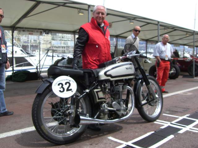 norton 32 CIMG1463.jpg